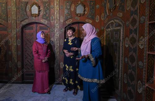 KL32_06122017_LAWATAN_BN201712043284