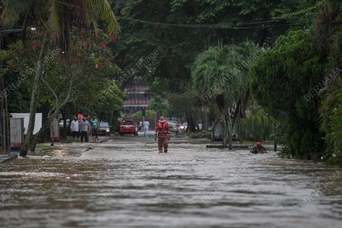 BANJIR KILAT SEKITAR LEMBAH KLANG