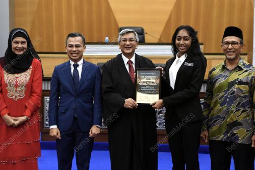 KL32_07092019_DEBATON_BN201909050133