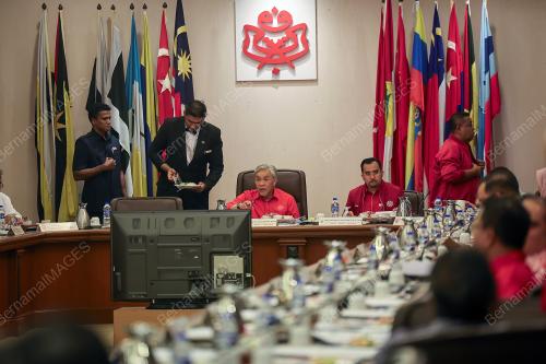 MESYUARAT MAJLIS TERTINGGI UMNO