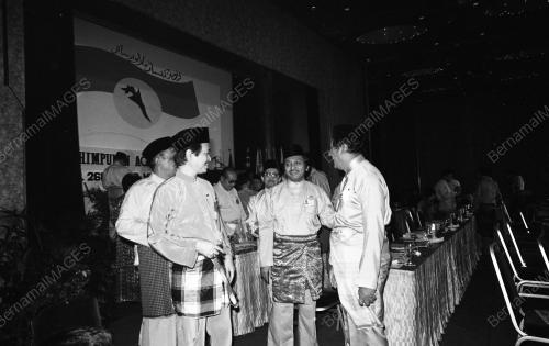 KL32_08072015_MESYUARAT_UMNO