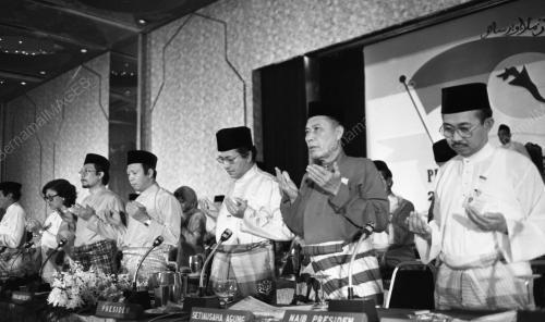 KL32_08072015_UMNO