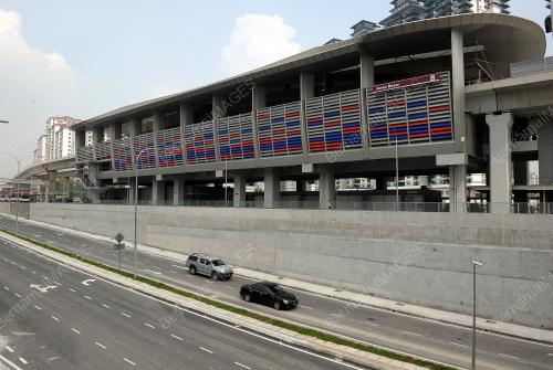 KL32_08102015_LRT