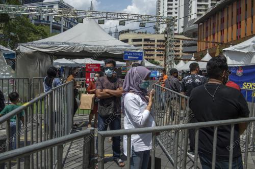 TINJAUAN DI BAZAR JALAN TUNKU ANDUL RAHMAN