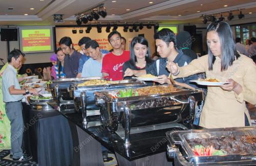 AMBANK BERBUKA BERSAMA MEDIA