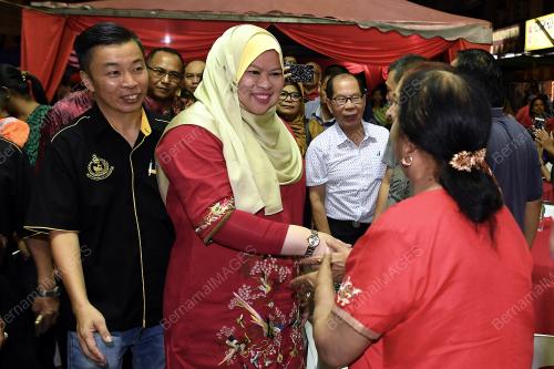 KL32_10022019_CNY_BN201902080031