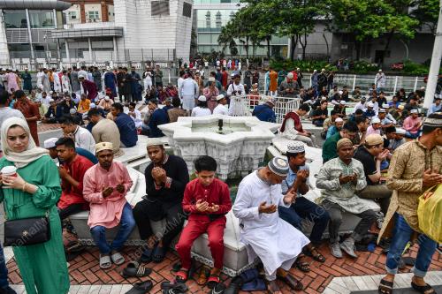 SOLAT AIDILFITRI DI MASJID JAMEK