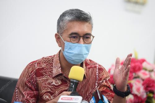 DATUK SERI TENGKU ZAFRUL TENGKU ABDUL AZIZ