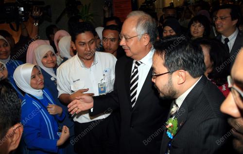 MOHD NAJIB TUN ABDUL RAZAK