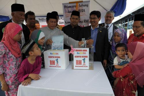 KL32_10082012_DERMA