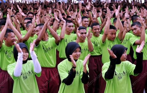 KL32_10102012_FLASHMOB_UPNM