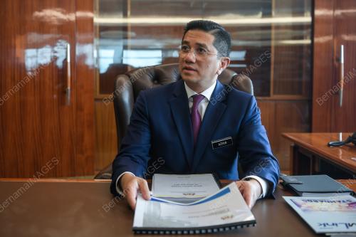 DATUK SERI MOHAMED AZMIN ALI
