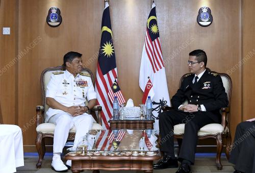 KL32_11102017_KUNJUNGAN_BN201710108086