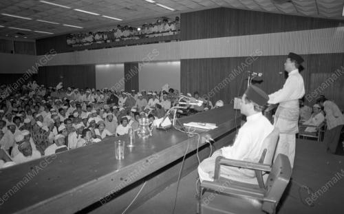 KL32_12012015_MUKTAMAR_PAS