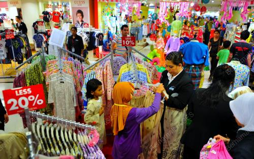 KL32_12082012_YAYASAN_CHOW_KIT1
