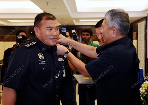 KL32_1301216_POLIS_13012016