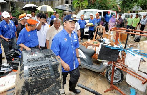 KL32_13032012_BANTUAN_BANJIR