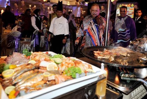 KL32_13052016_DINNER