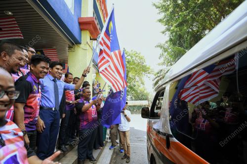 KL32_13082018_MBM_BN201808115531