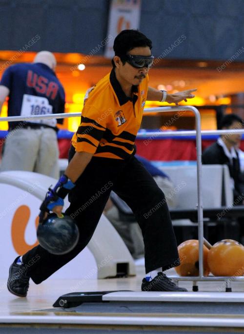 AZRI PINANG