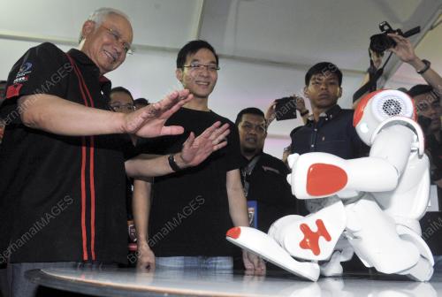 KL32_13122015_PM_ROBOT