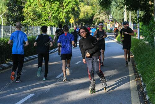 TINJAUAN AKTIVITI RIADAH YANG DIBENARKAN MENGIKIT SOP DI TAMAN TASIK TITWANGSA DALAM PKPP