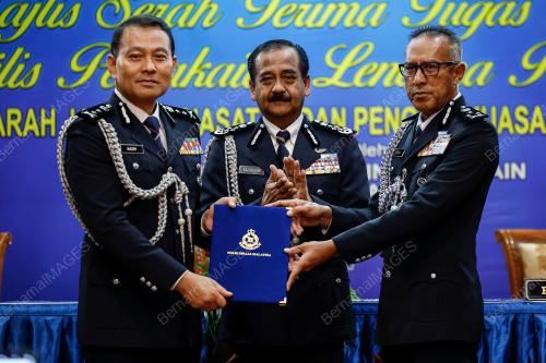 TAN SRI RAZARUDIN HUSAIN