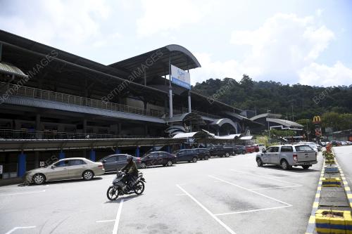 TINJAUAN HENTIAN REHAT DAN RAWAT
