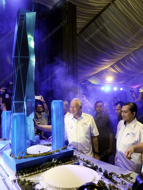 KL32_16032016_PM_WARISAN_MERDEKA