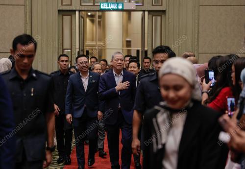 DATUK SERI FADILLAH YUSOF