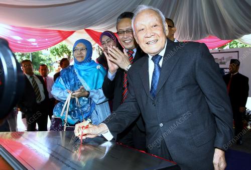 KL32_16062014_UM