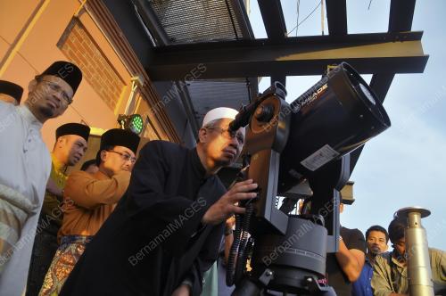 KL32_16062015_ANAKBULAN