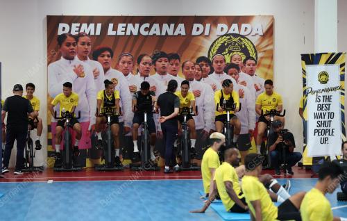 LATIHAN SKUAD HARIMAU MALAYA