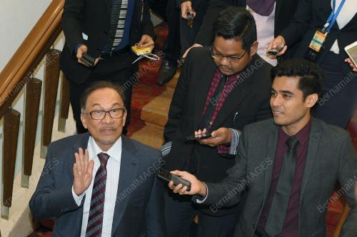 KL32_16102018_ANWAR_BN201810130766