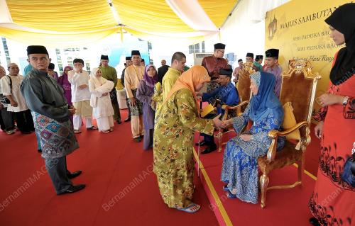 KL32_17072015_AGONG