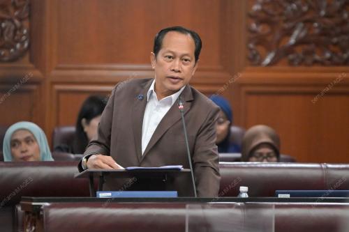 KL32_17122025_DEWAN_NEGARA