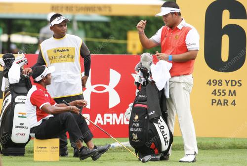 KL32_18022016_GOLF_MAYBANK