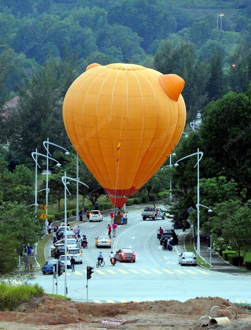 KL32_18032012_BELON