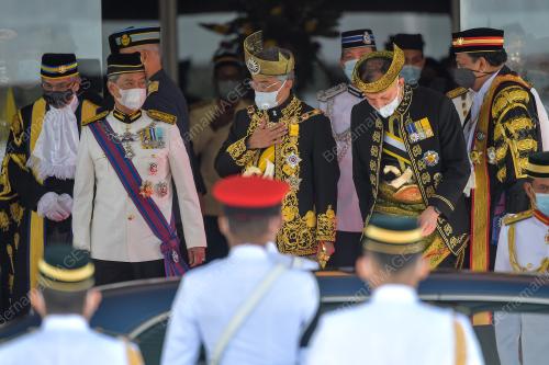 AL-SULTAN ABDULLAH RI'AYATUDDIN AL-MUSTAFA BILLAH SHAH 