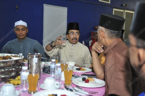 KL32_18062017_JOHARI_BN201706177350