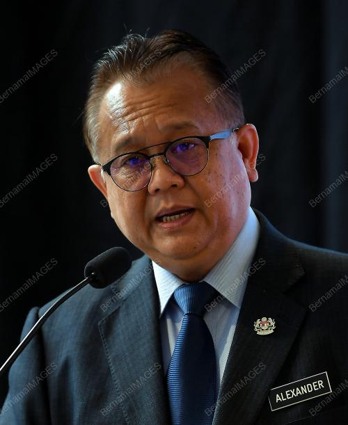 DATUK ALEXANDER NANTA LINGGI