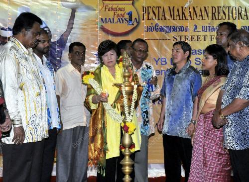 DATUK SERI DR NG YEN YEN