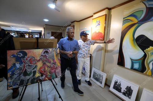 TAN SRI DR RAIS YATIM