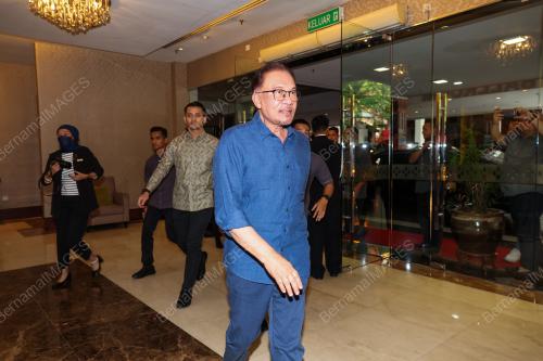 DATUK SERI ANWAR IBRAHIM