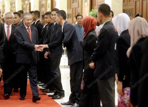 KL32_19122012_TUN_MAHATHIR