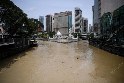 BANJIR IBU KOTA SURUT