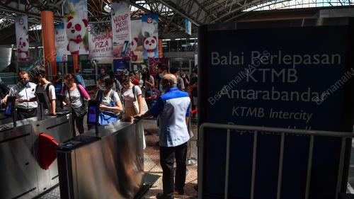 TINJAUAN SEMPENA TAHUN BARU CINA