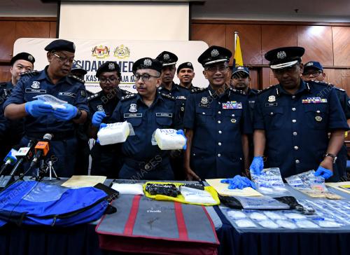 DATUK JOHARI ALIFIAH