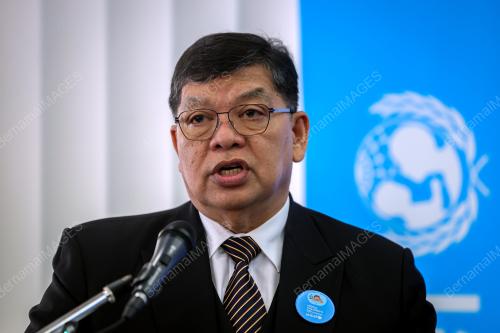 TAN SRI JOHARI ABDUL