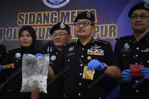 DATUK SERI MAZLAN LAZIM